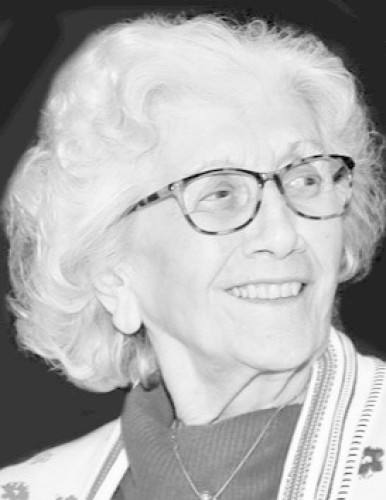 Нела Стојановски